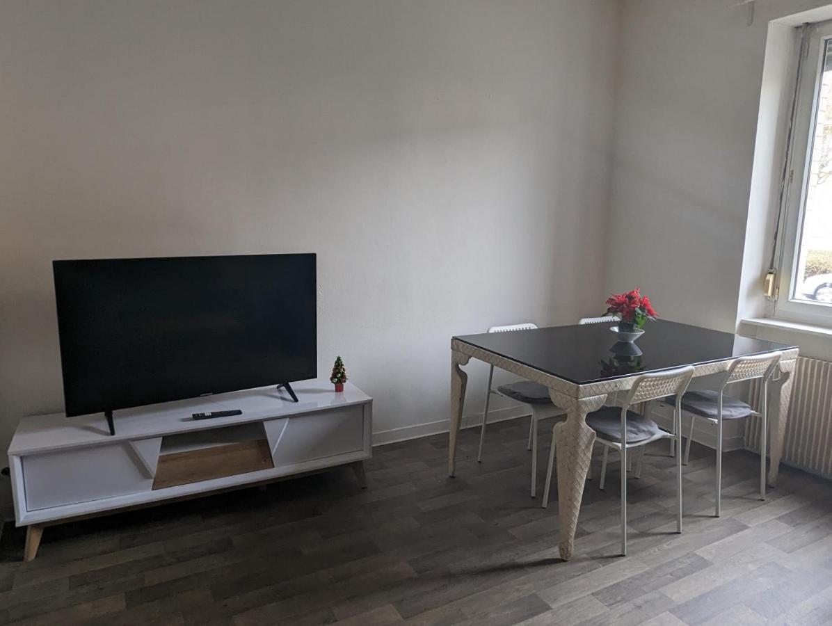 Le Thannois - Appartement 2 Chambres, Salon, Cuisine Equipee, Parking Et Wifi Gratuit Μυλούζη Εξωτερικό φωτογραφία