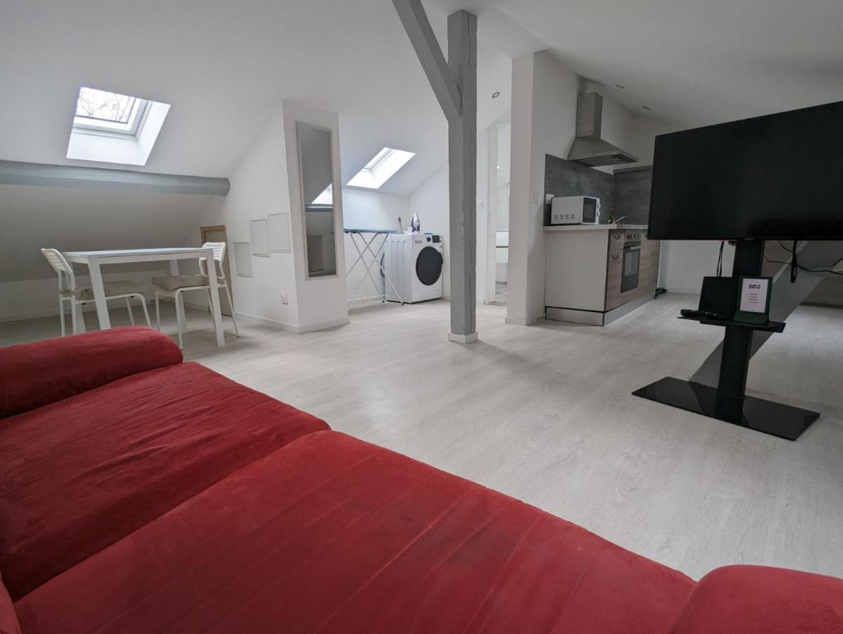 Le Thannois - Appartement 2 Chambres, Salon, Cuisine Equipee, Parking Et Wifi Gratuit Μυλούζη Εξωτερικό φωτογραφία