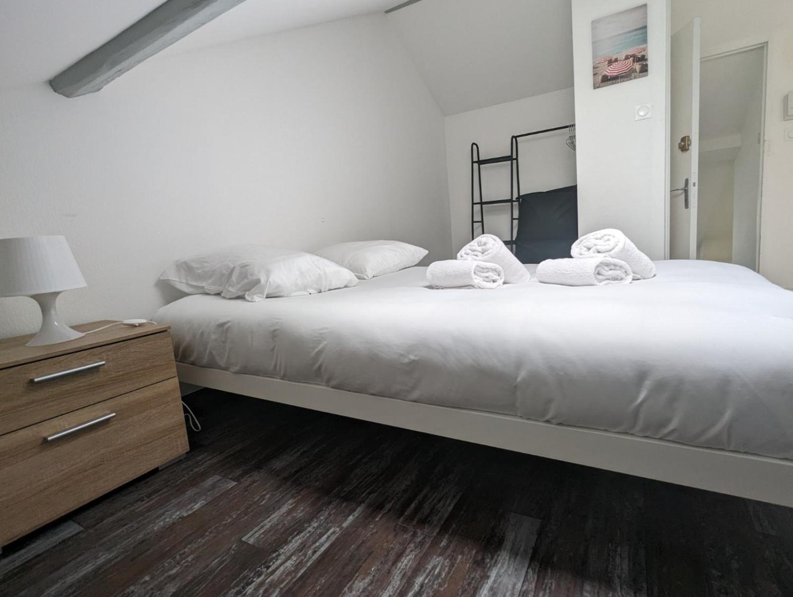 Le Thannois - Appartement 2 Chambres, Salon, Cuisine Equipee, Parking Et Wifi Gratuit Μυλούζη Εξωτερικό φωτογραφία