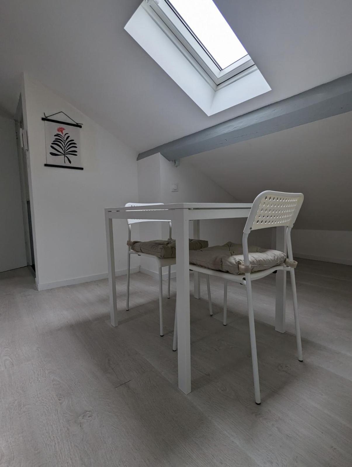 Le Thannois - Appartement 2 Chambres, Salon, Cuisine Equipee, Parking Et Wifi Gratuit Μυλούζη Εξωτερικό φωτογραφία